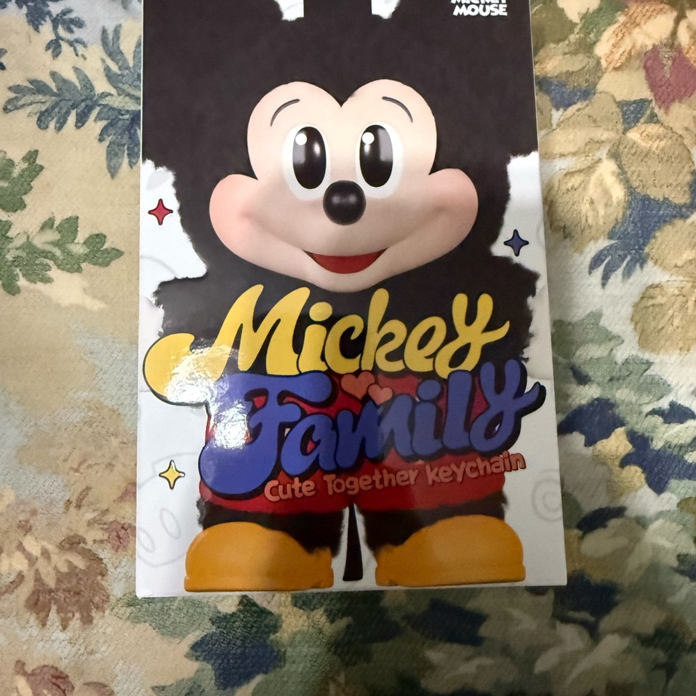 Pop Mart Donald Duck Keychain
